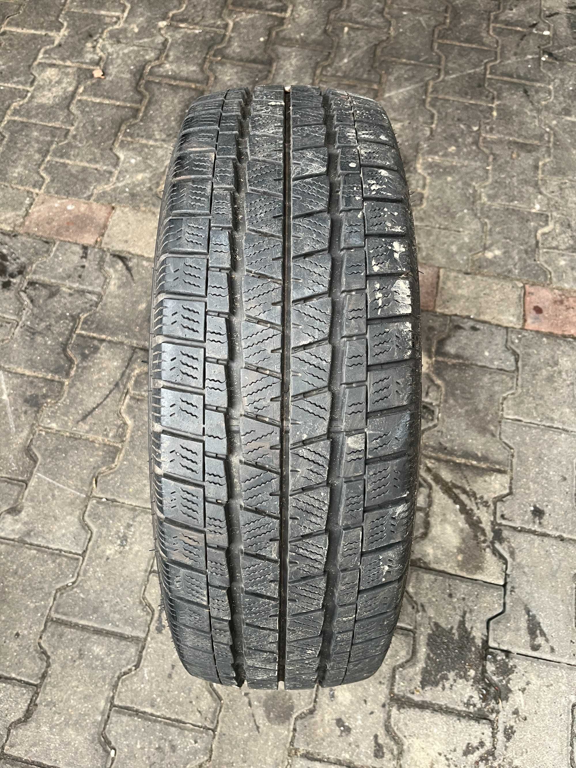 Opona Falken EuroWinter Van01 215/65 r16c 109/107T