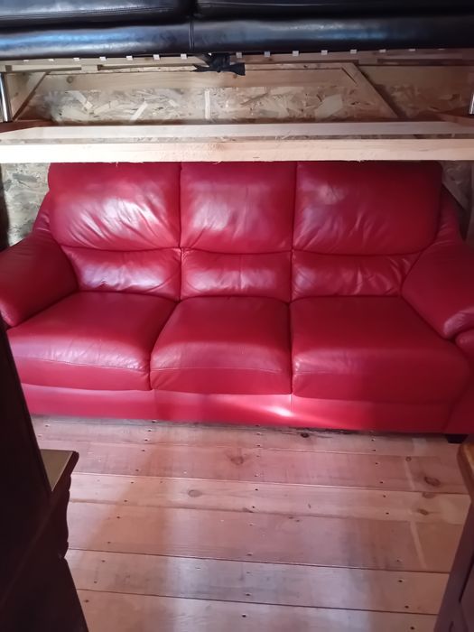 Sprzedam kanapę skórzaną