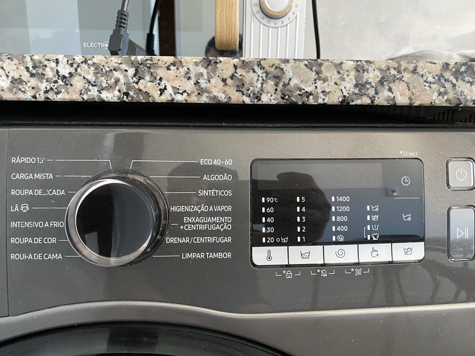 Maquina Samsung 11 KG 1400RPM