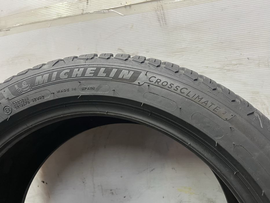 225/45/17 94Y Michelin Cross Climate 2