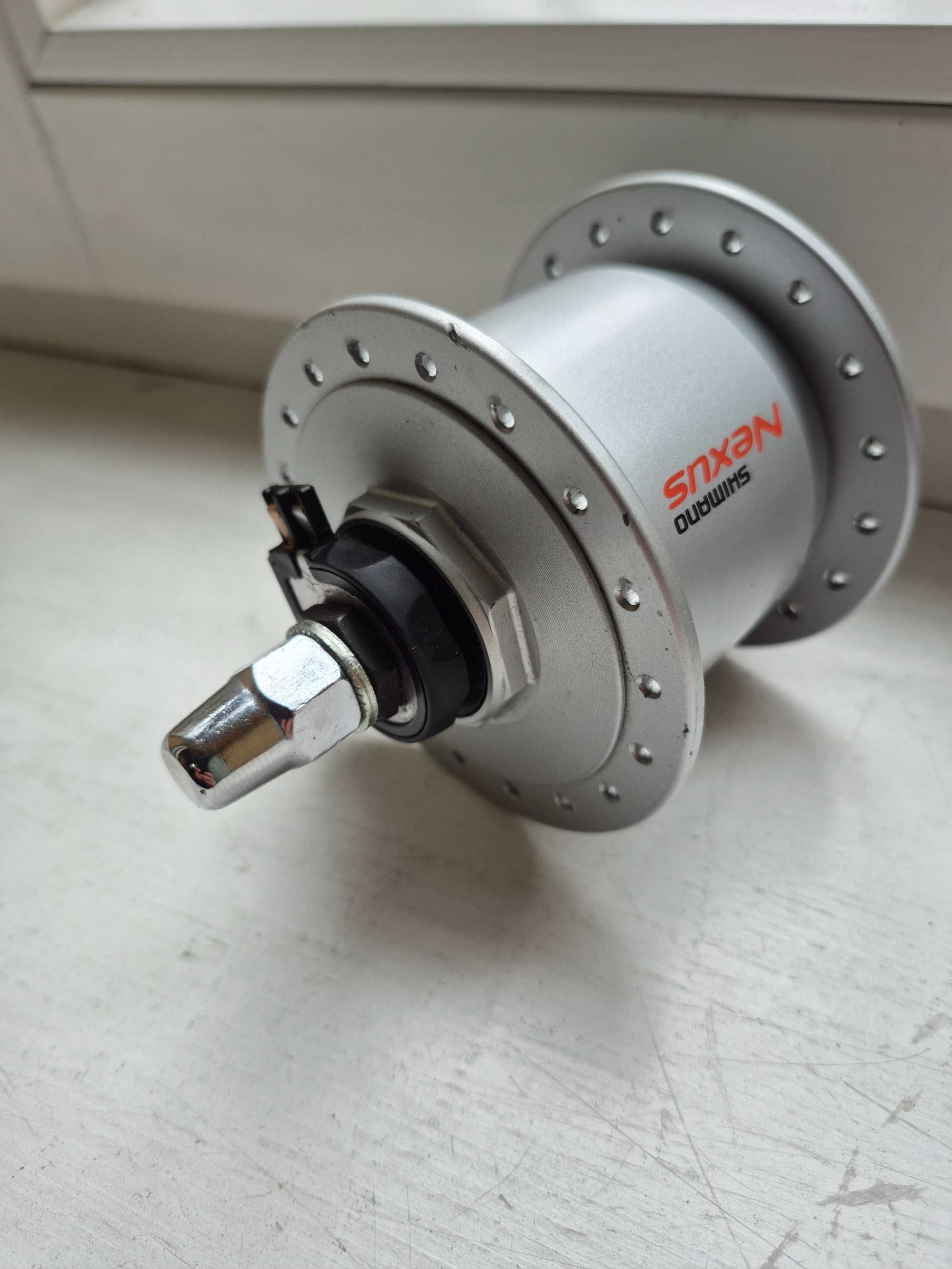 Dynamo Shimano Nexus Stan bardzo dobry