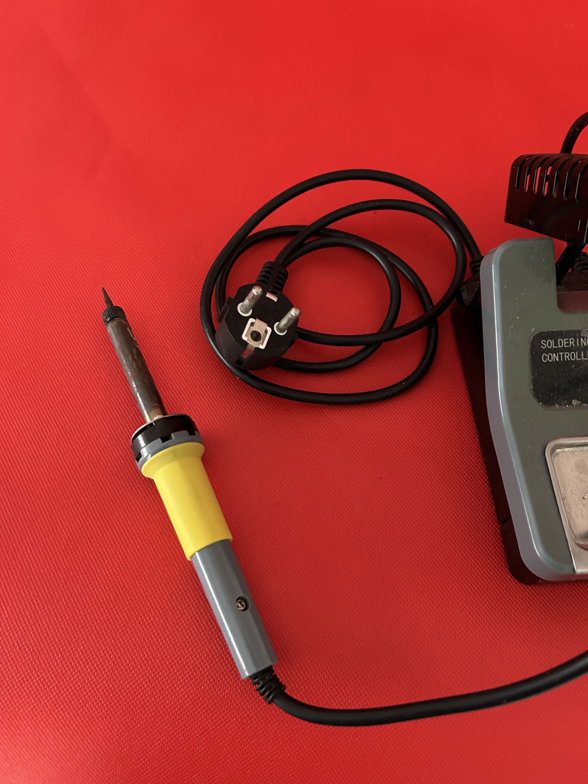 Técnicos de Eletrónica - ESTAÇĀO DE SOLDA de 48W controla temperatura