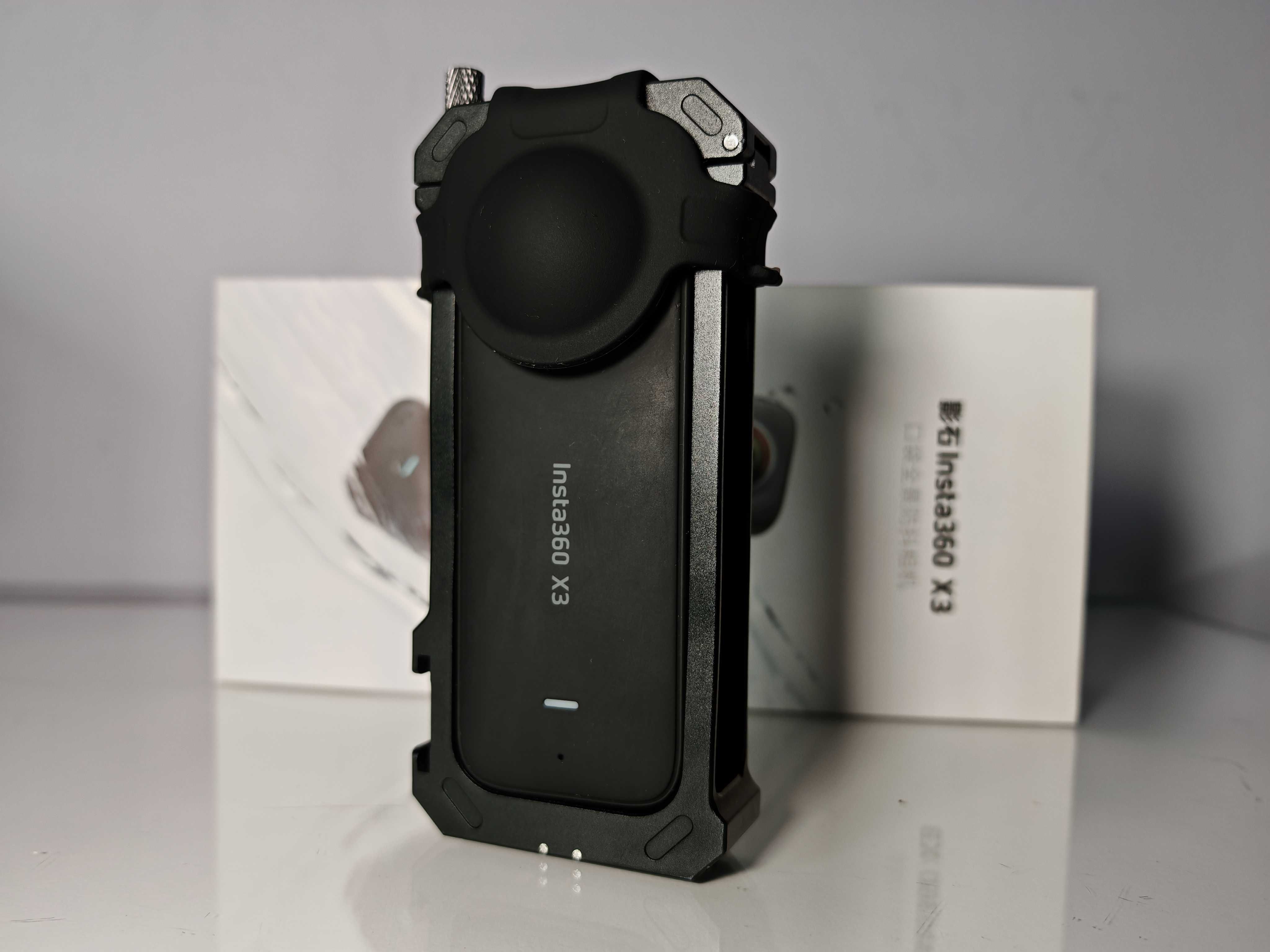 Kamera sportowa 360 Insta X3 - dodatkowa bateria klatka osłony zestaw