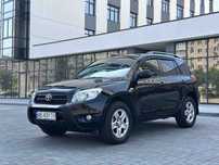 Toyota Rav4 2.0л бензин