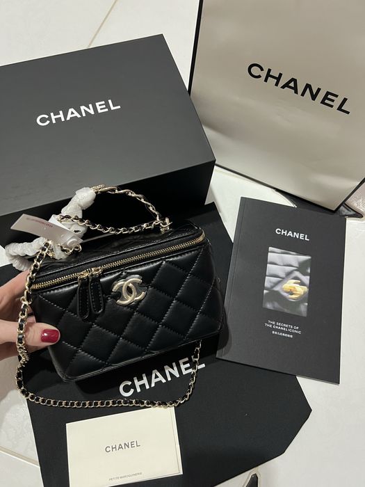 Сумка Chanel Lambskin Vanity Шанель премиум