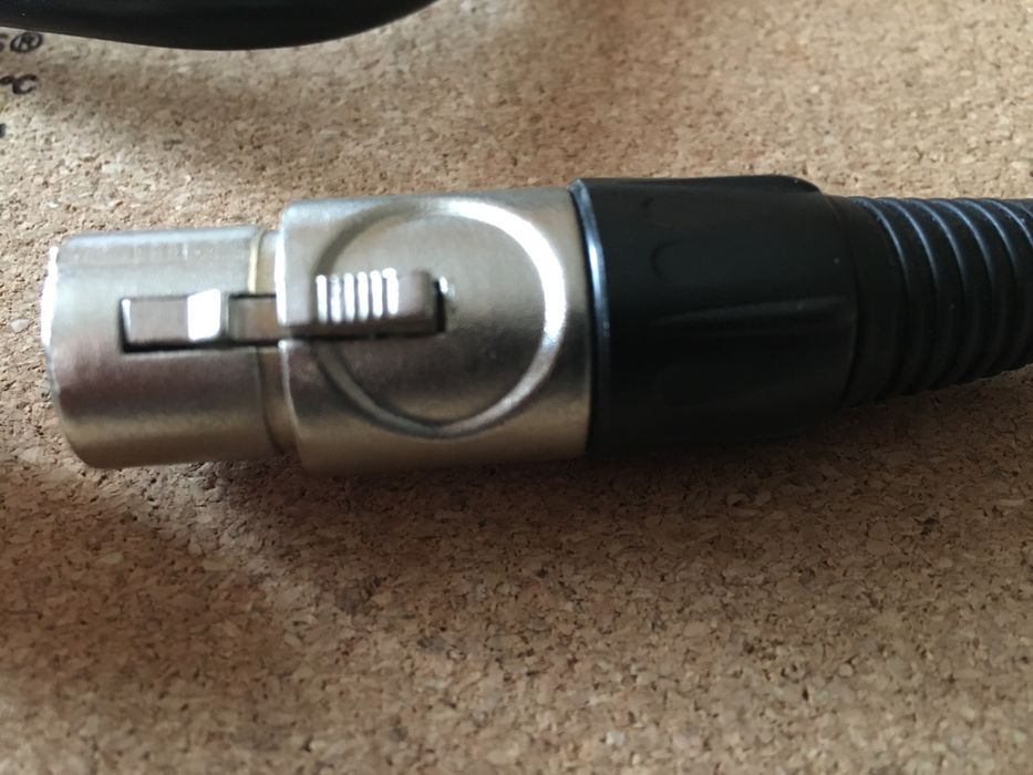 Музыкальный(инструментальный)микрофонный кабель XLR/XLR