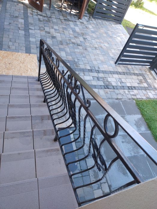 Sprzedam barierkę kutą