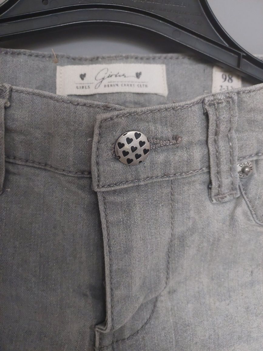 Spodnie jeansy rurki dziewczęce nowe Carry  r. 98