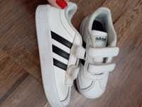 Oryginalne buty dla chłopca adidas rozm 25