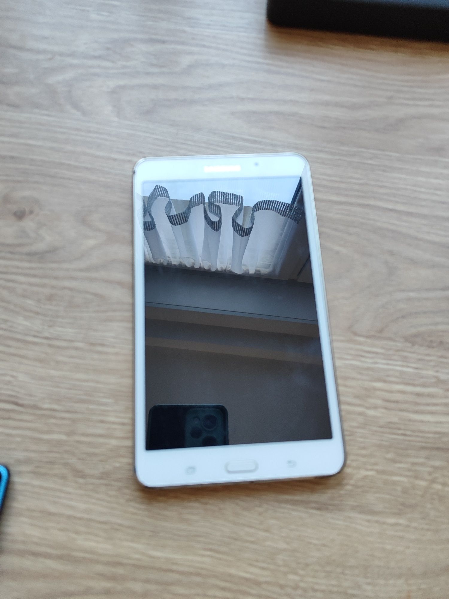 Tablety, zestaw 4szt + powerbank