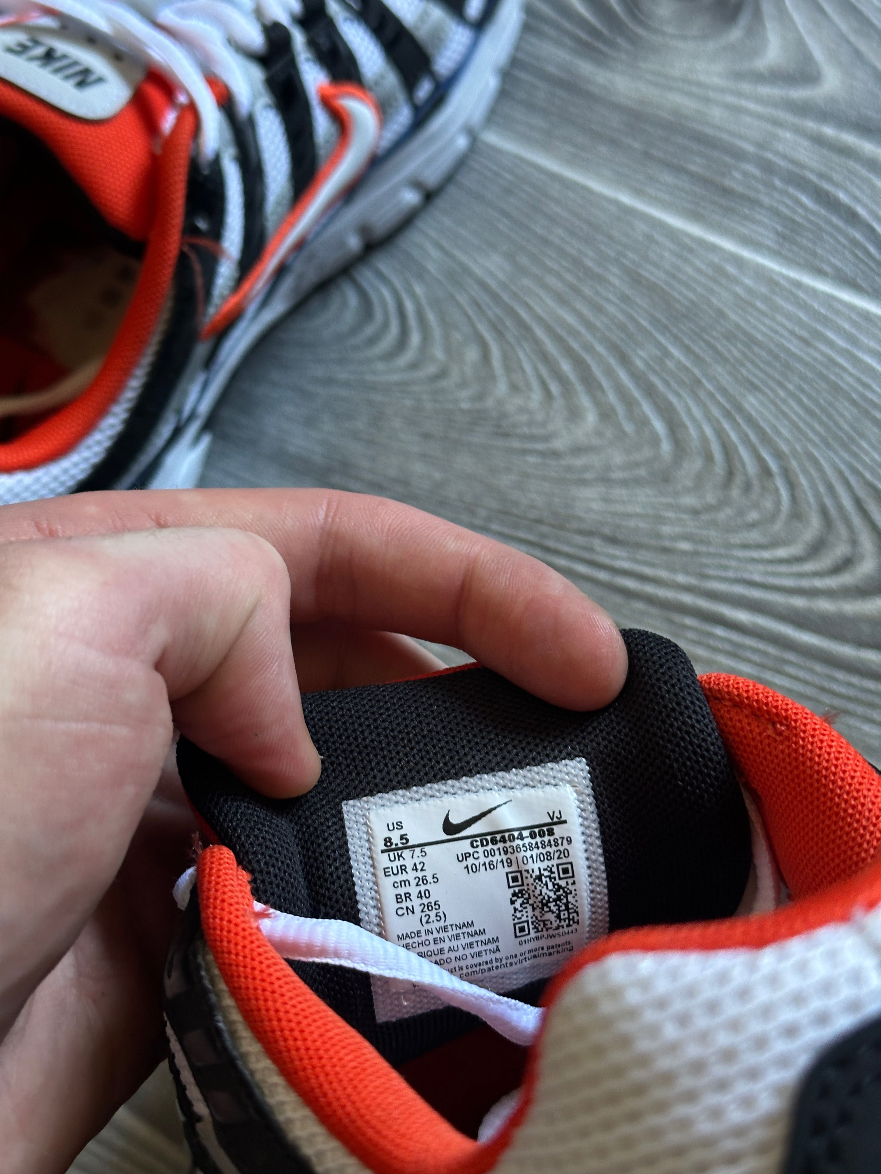 Кроссовки Nike P-6000 размер 42 стелька 26,5 см