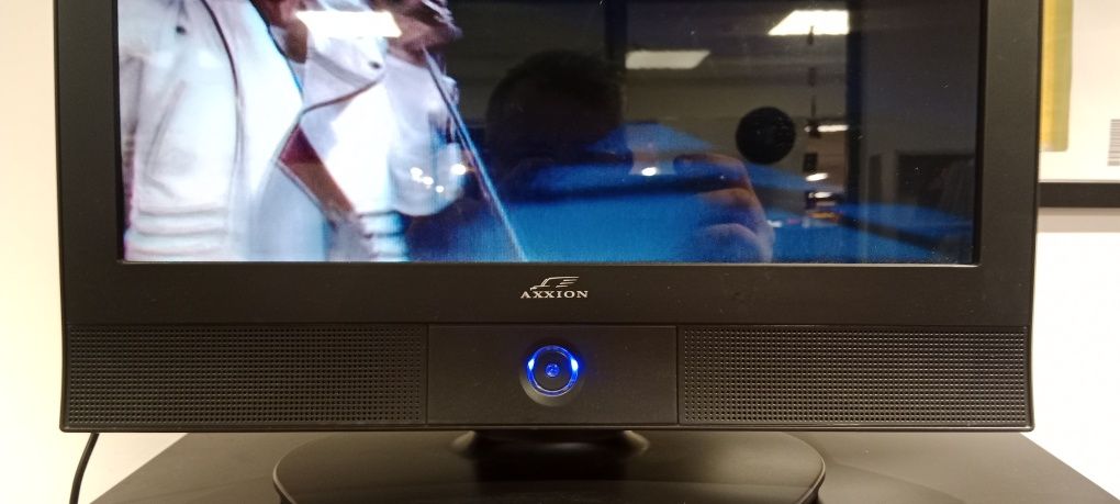 TV z DVD Axxion . 15,5" Pliot, zasilacz, Gwarancja od Audio Vintage