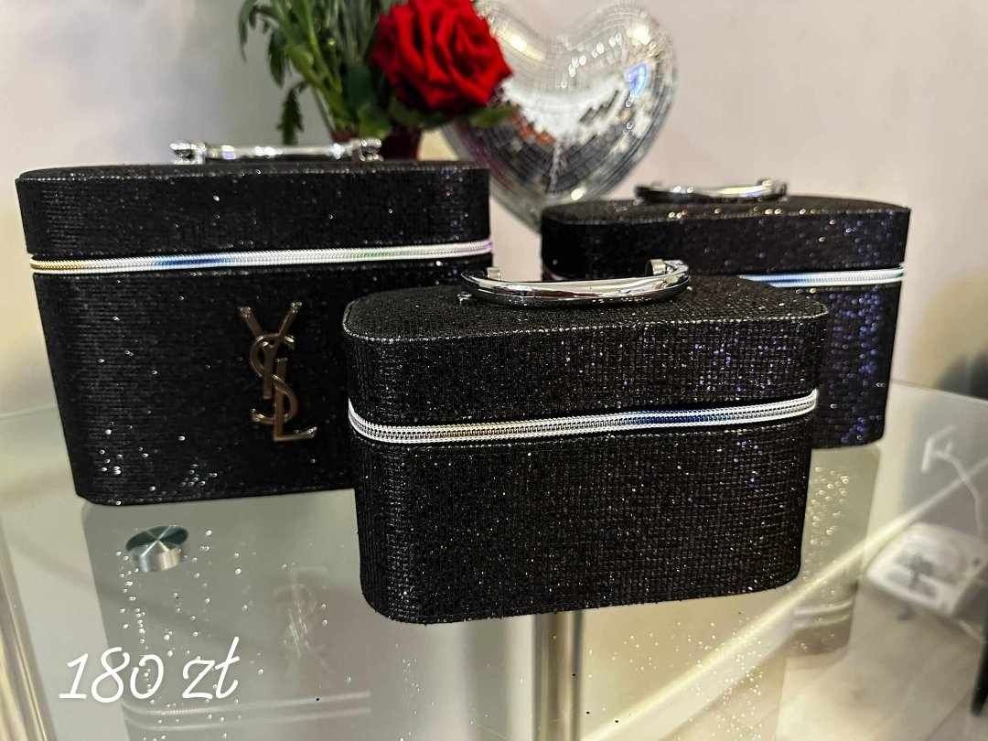 Nowe Kuferki Kosmetyczka 3sztuki różne modele.