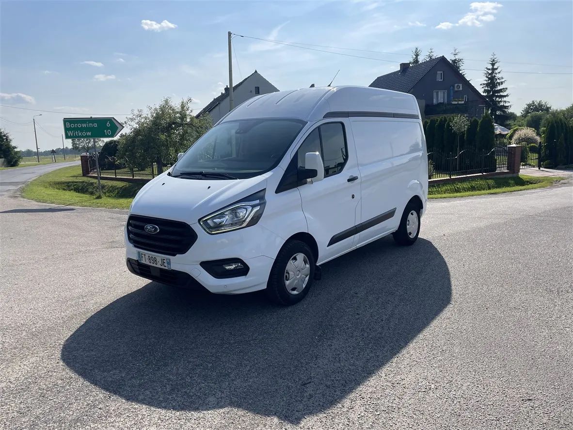 Ford CUSTOM  FORD TRANSIT CUSTOM L1H2 2.0 ecoblue NAVI klima lift 2020 rok