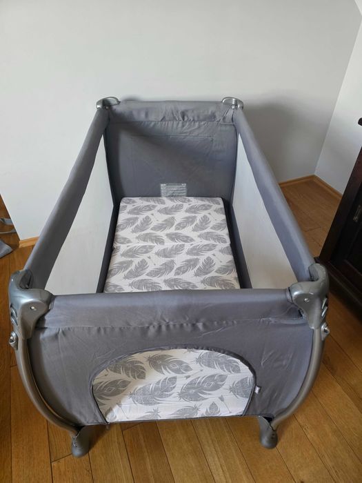 Łóżeczko turystyczne INGLESINA Lodge Grey