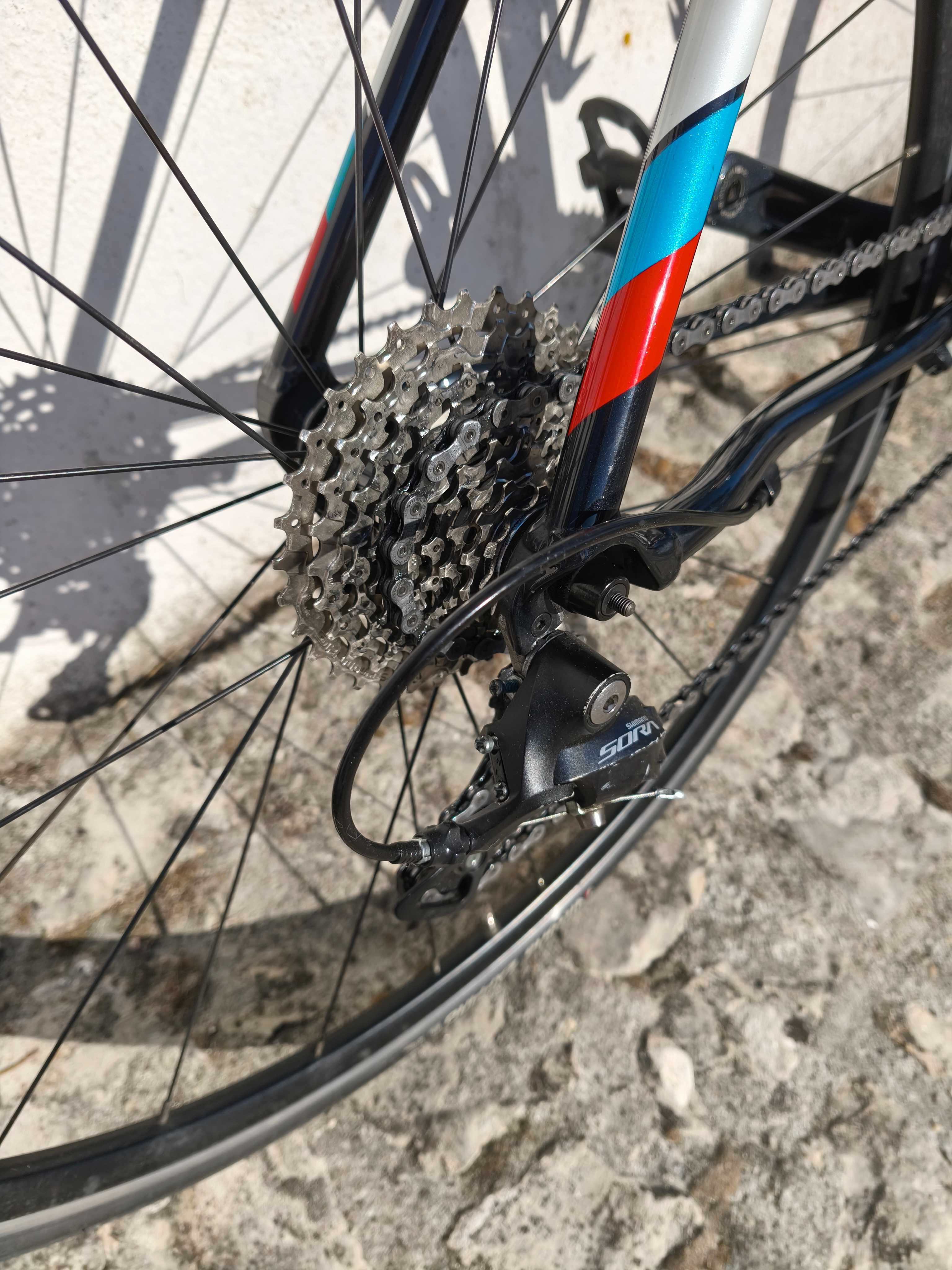 Bicicleta de estrada coluer radar M