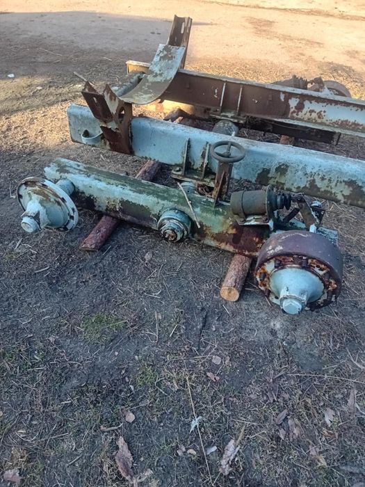 Podwójne osie beczkowozu- szambiarki