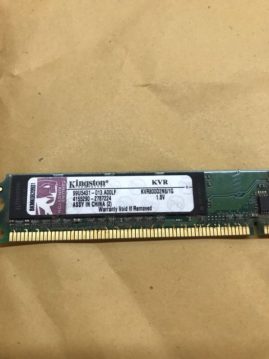 Оперативная память DDR2.