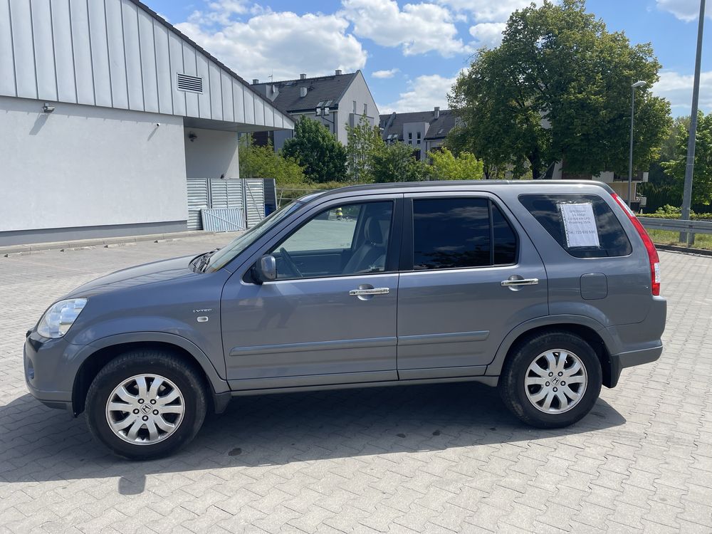 Pojemny SUV Honda CR V 2 LPG 4x4