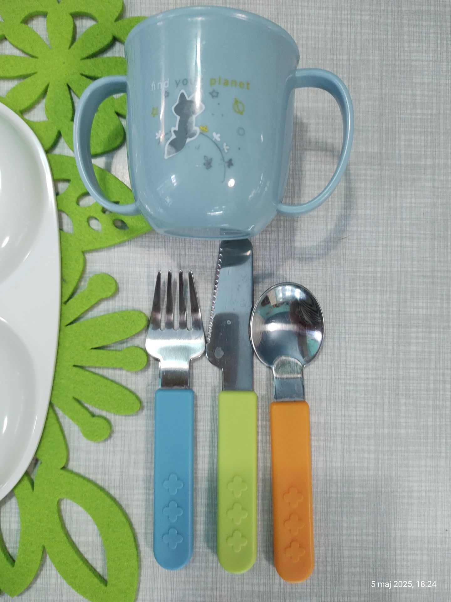 Zestaw do karmienia, taca -talerz kubek z 2 uszami sztućce Ikea