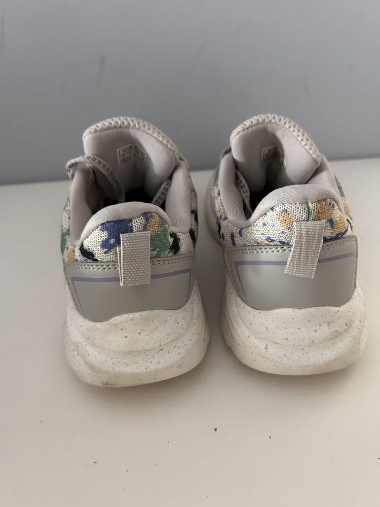 Buty Resserved 34