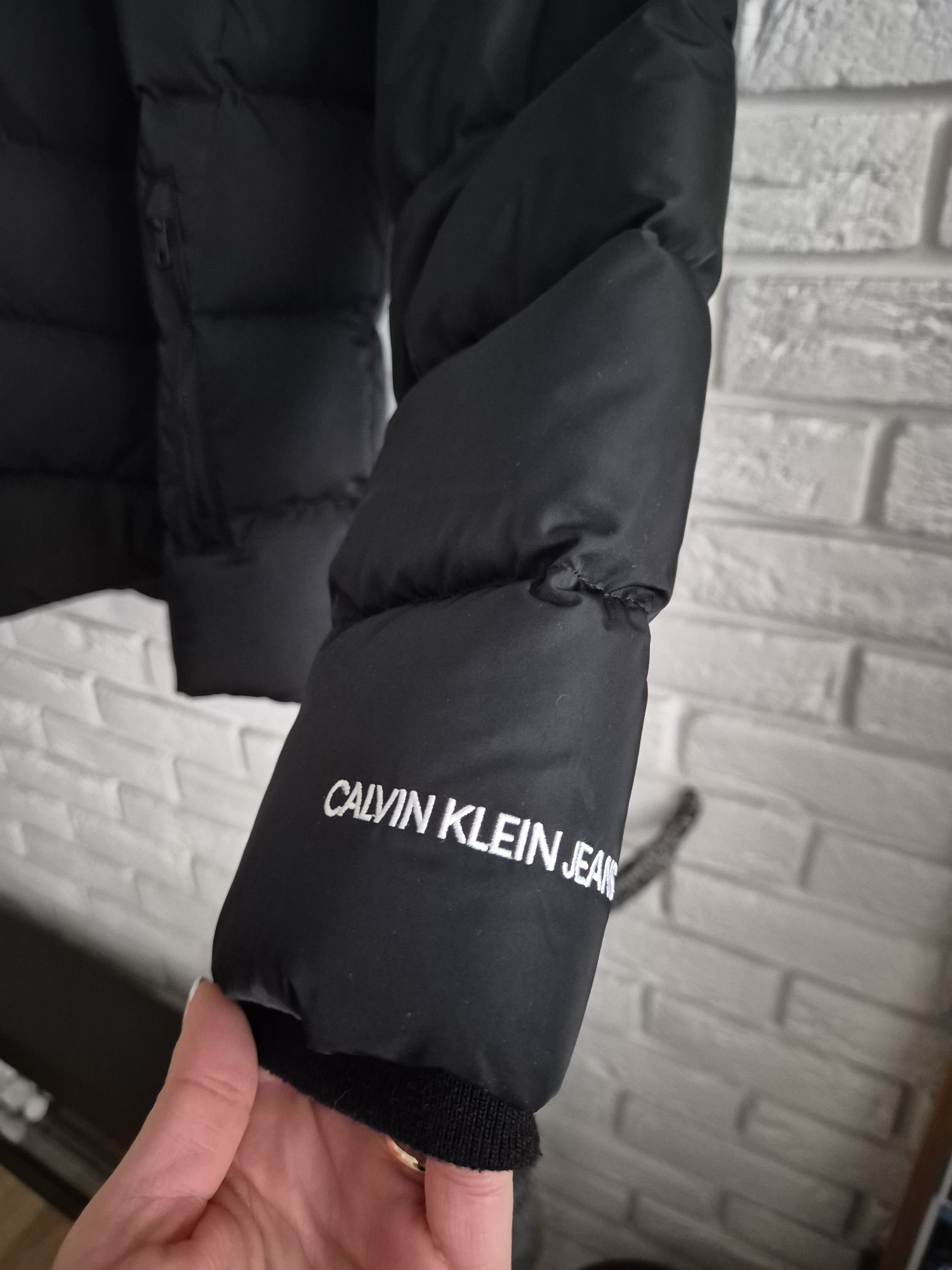 Oryginalna kurtka calvin klein m