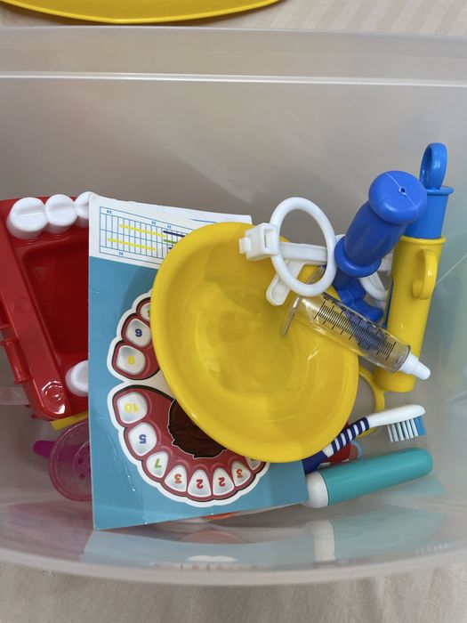 Набір лікаря з тележкою