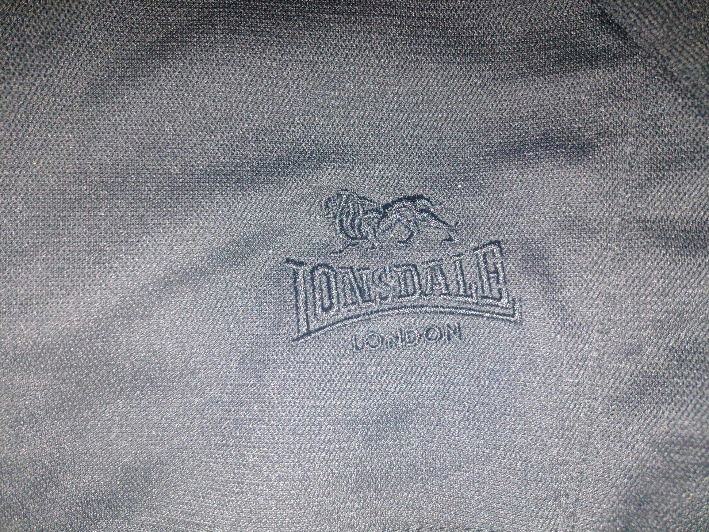 Продам мужской спортивный костюм Lonsdale