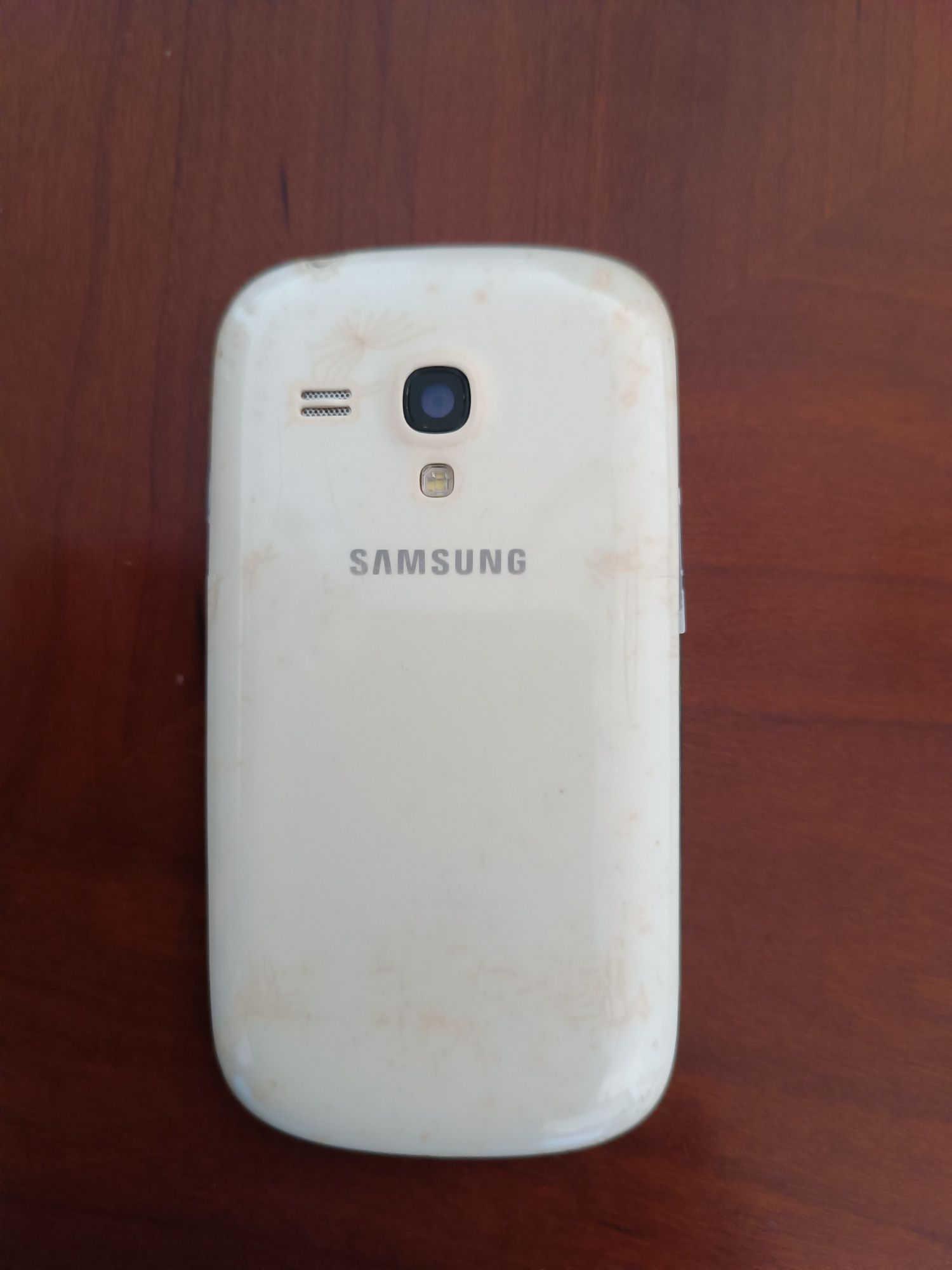 Telemóvel antigo Samsung Galaxy