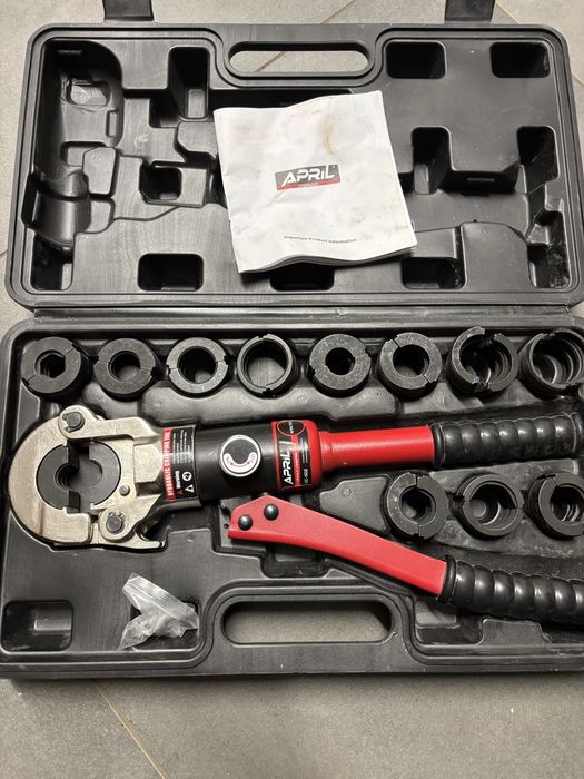 Zaciskarka hydrauliczna APRIL do zlaczek typu TH, U i V