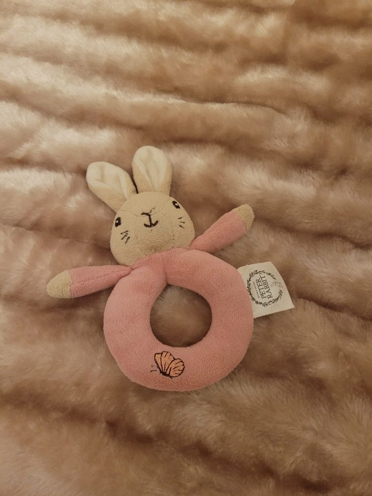 Brinquedos estilo montessori