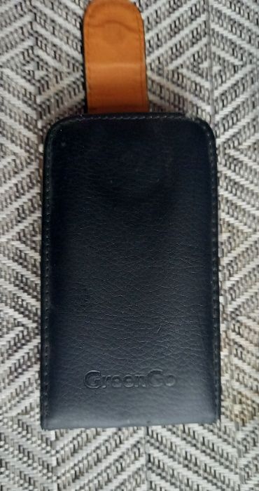 Etui z klapką pionowe skórzane skóra
