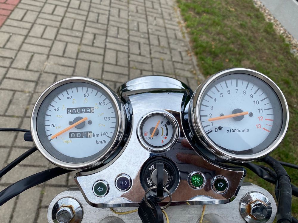 Hyosung aquila 125 ( shadow , dragstar ,daystar )
