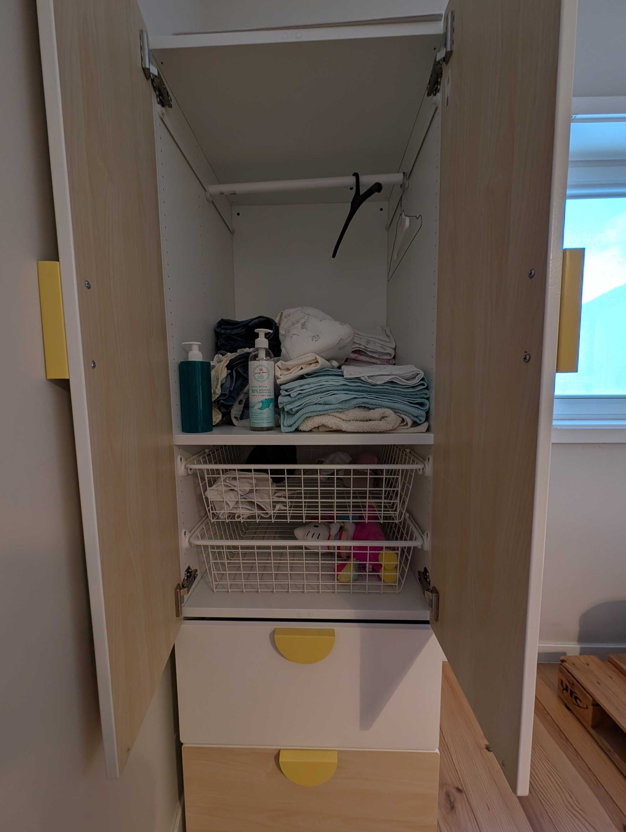 Roupeiro criança Smastad/Platsa IKEA