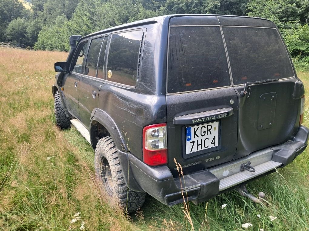 Nissan Patrol long