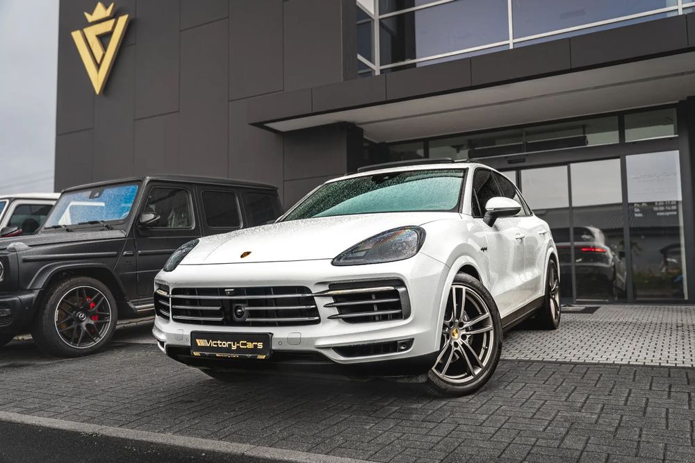 Porsche Cayenne / F.Vat 23% / Exclusive Manufactur / BOSE Surround / Chrono / TOP !