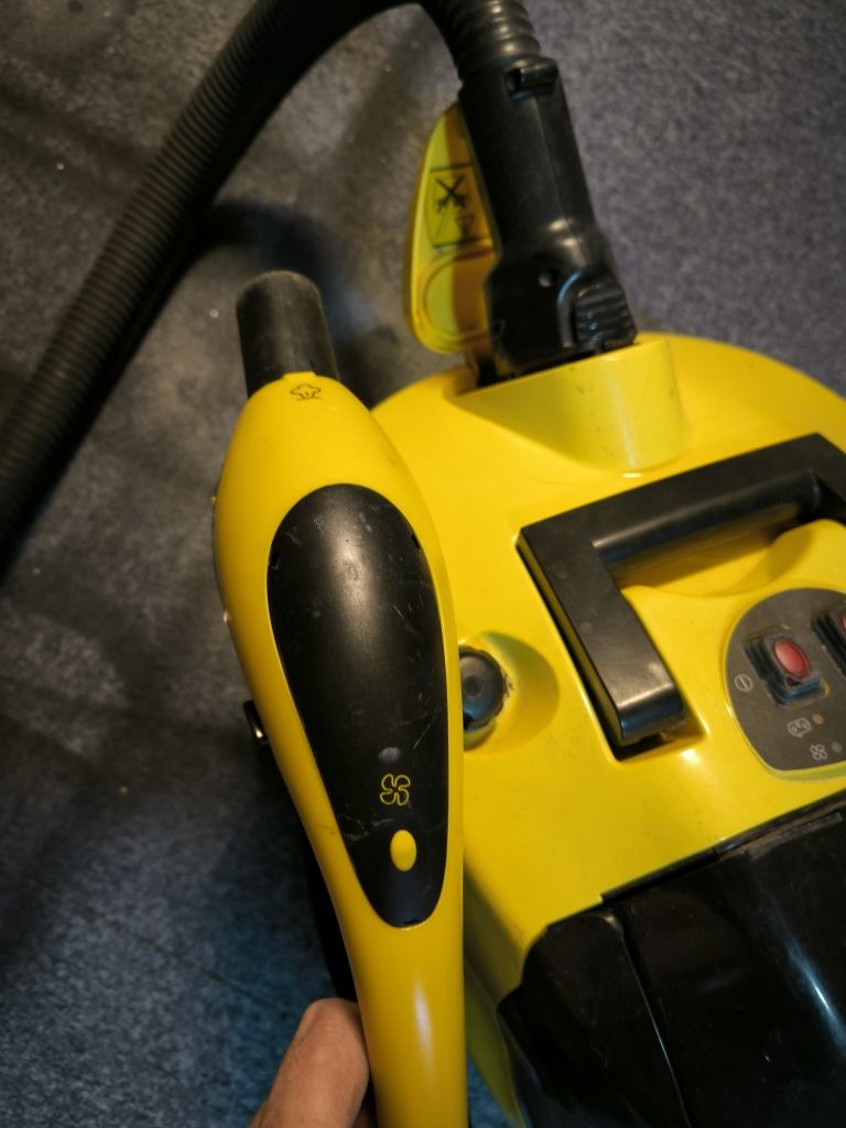 Sprzedam Odkurzacz Karcher SV 1902