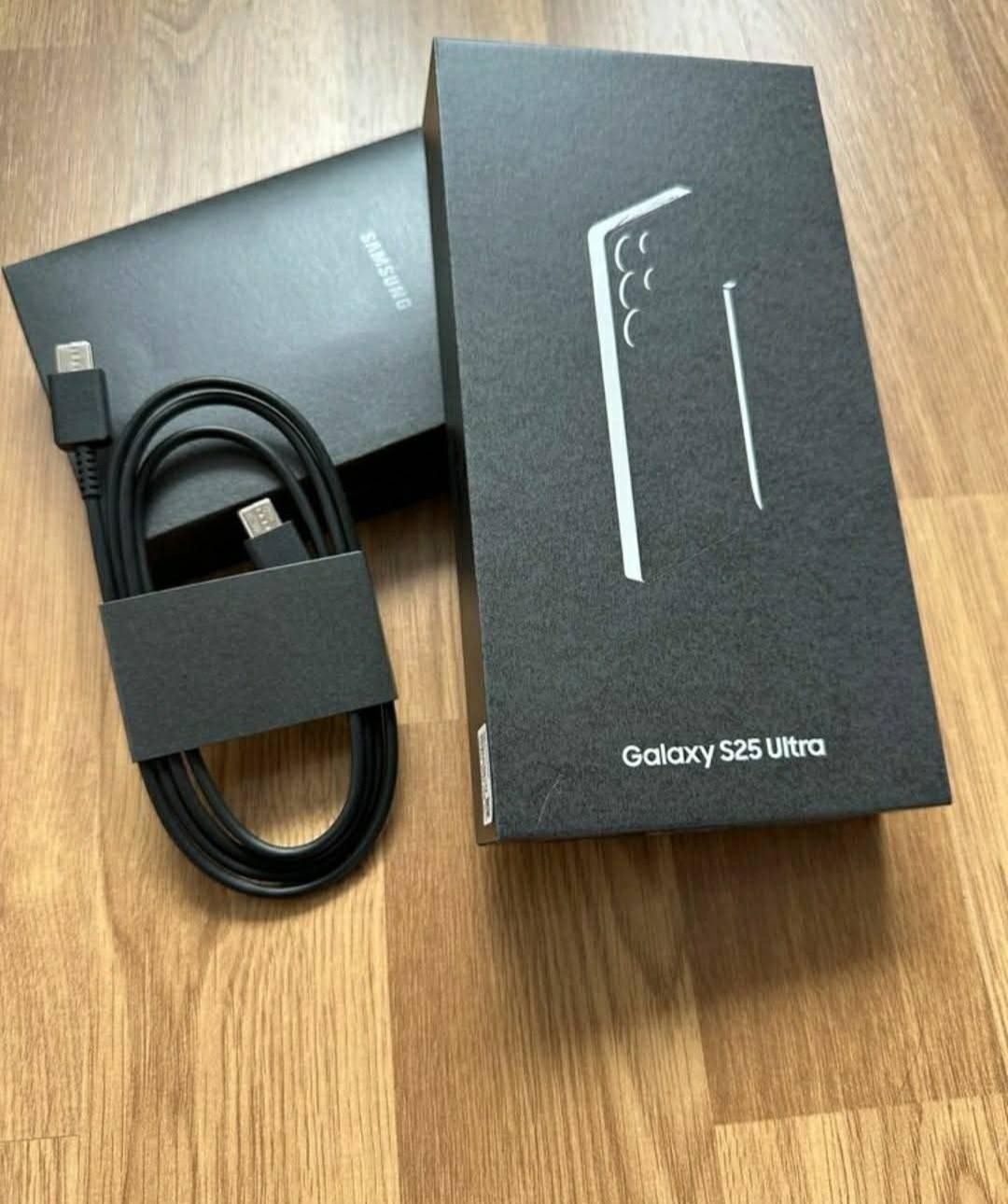Samsung Galaxy S25 Ultra 512GB + Galaxy Watch 7 44mm BT