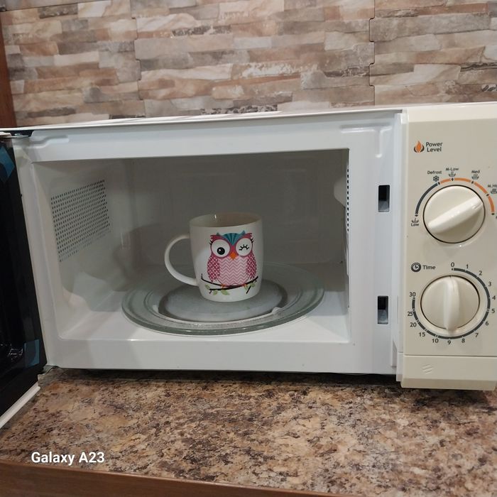 микроволновка без гриля (робоча)