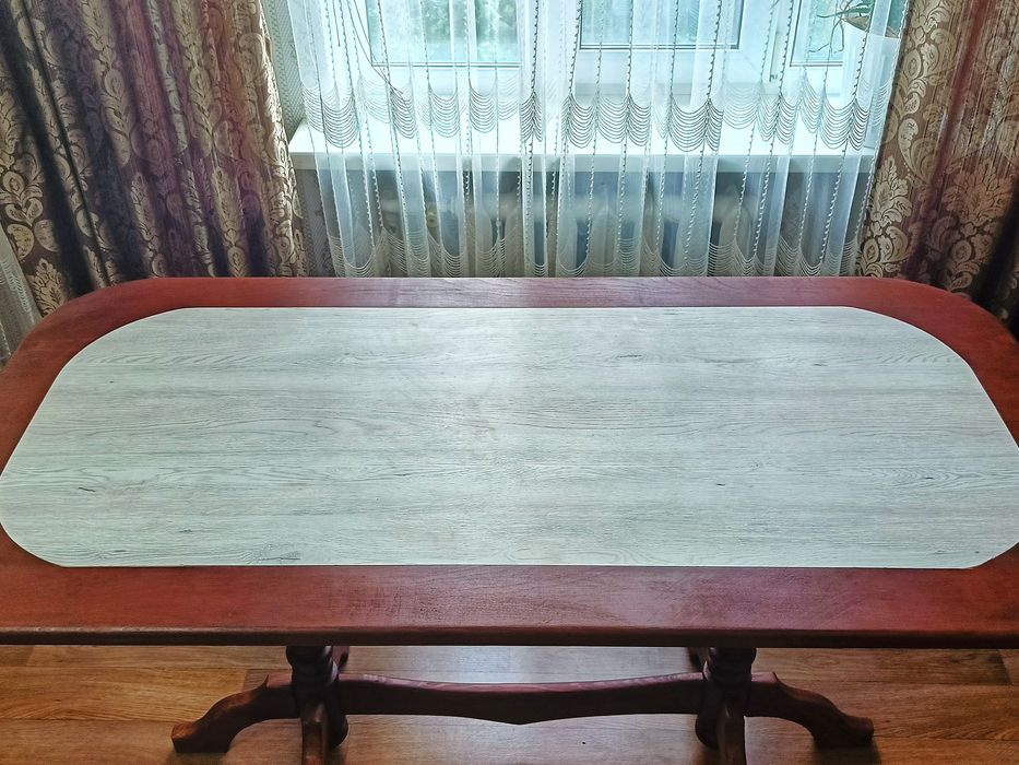 Продам кухонний стіл новий