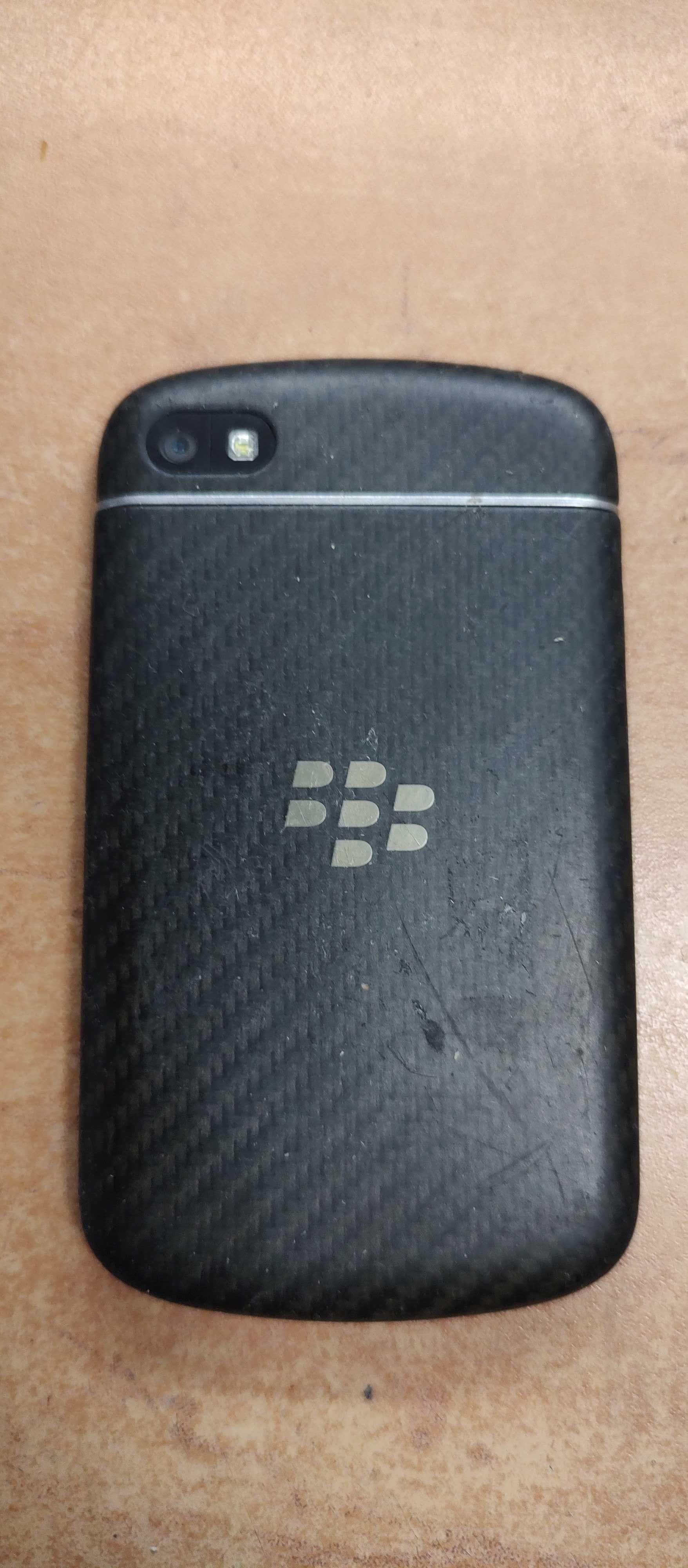 Телефон  BlackBerry