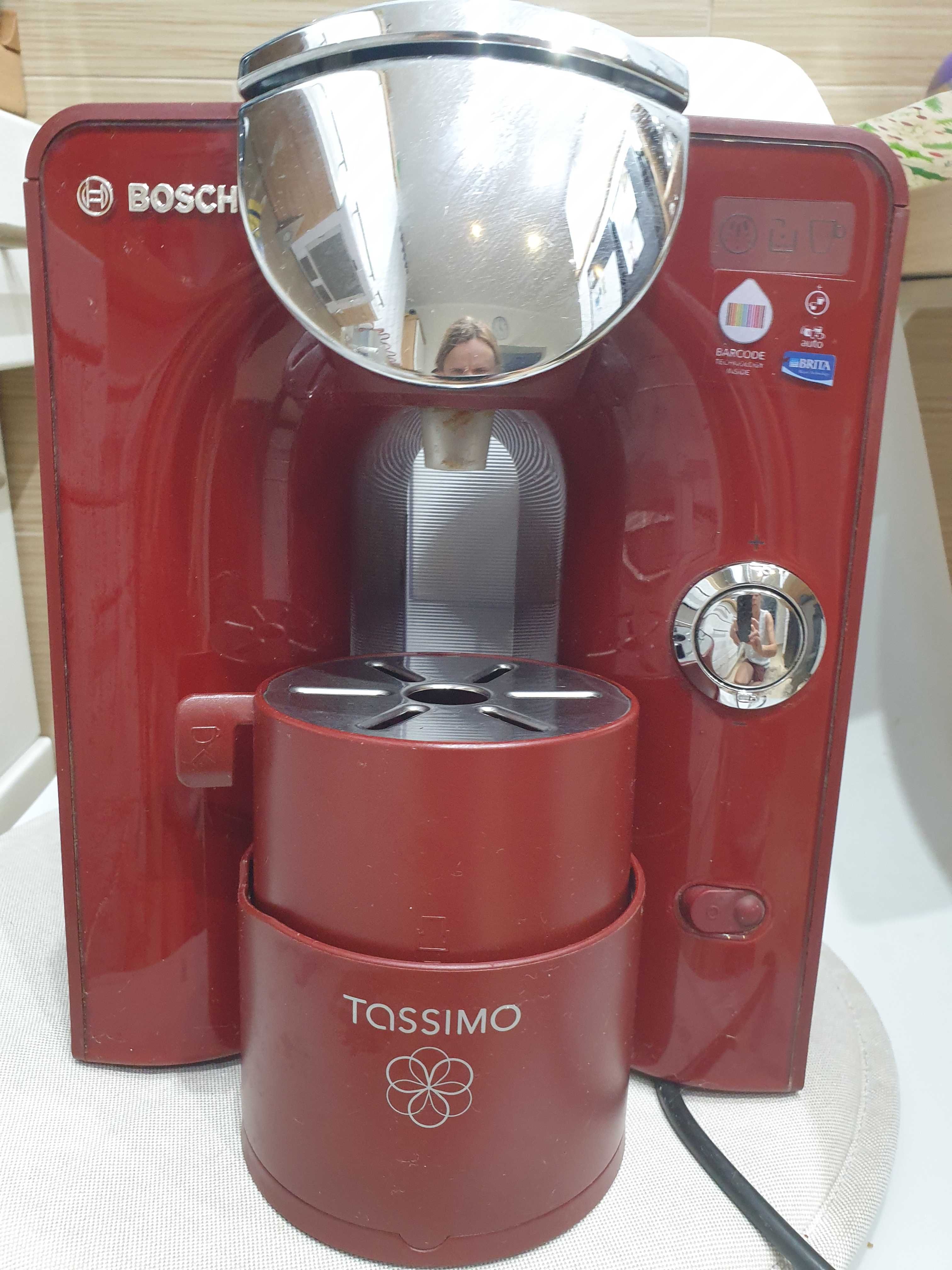 Ekspres do kawy na kapsułki Bosch Tassimo