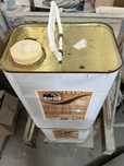 Cera liquida para pavimentos ; moveis