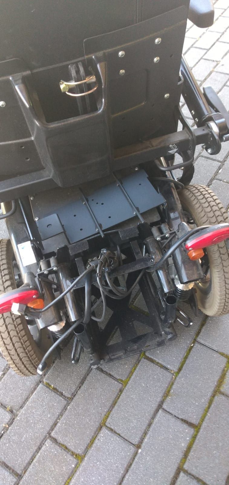 Sprzedam elektryczny wozek.inwalidzki