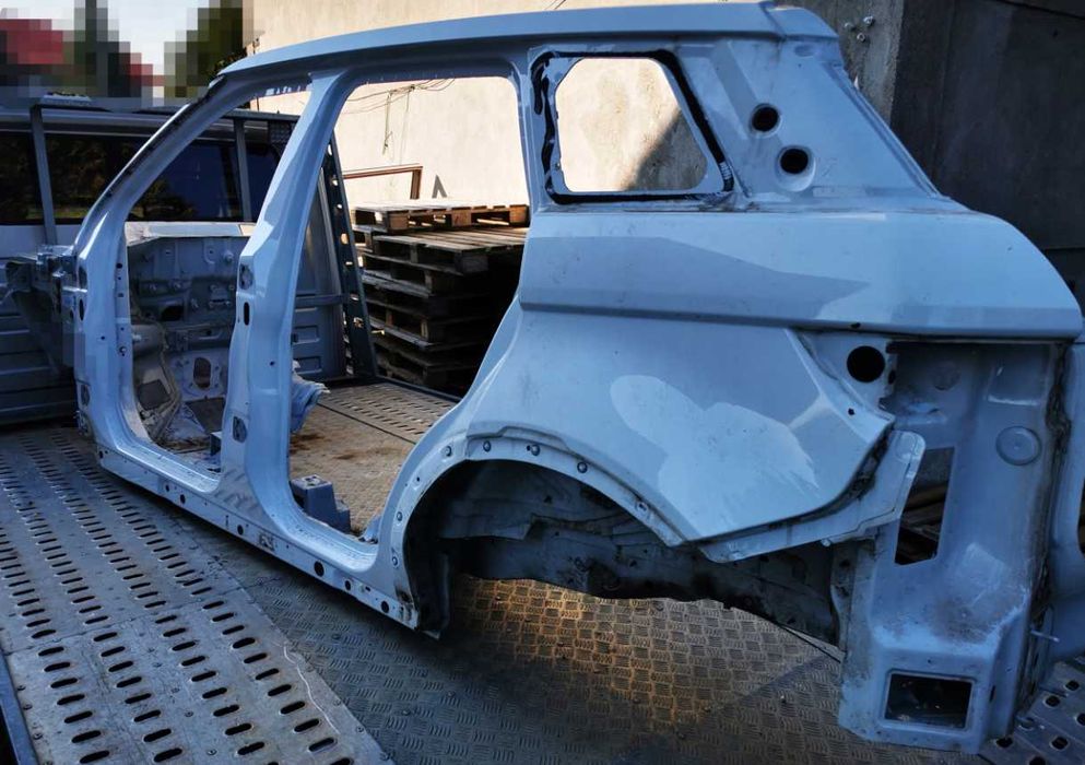 Стойка порог сапожок Range Rover Evoque разборка розборка