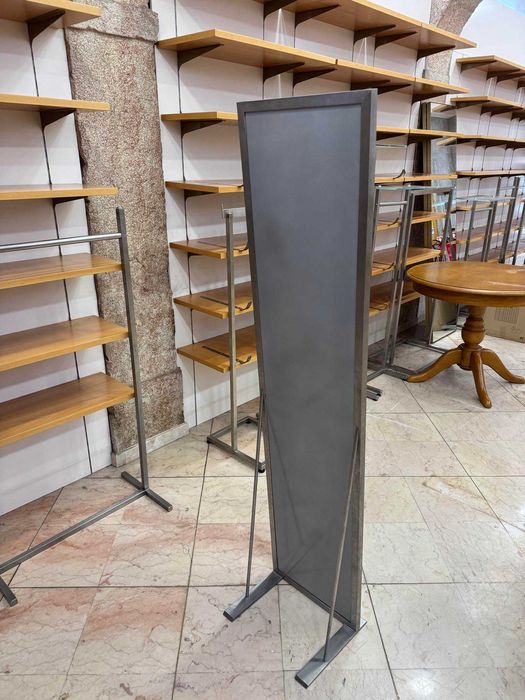 Espelho estrutura e base em aço inoxidável