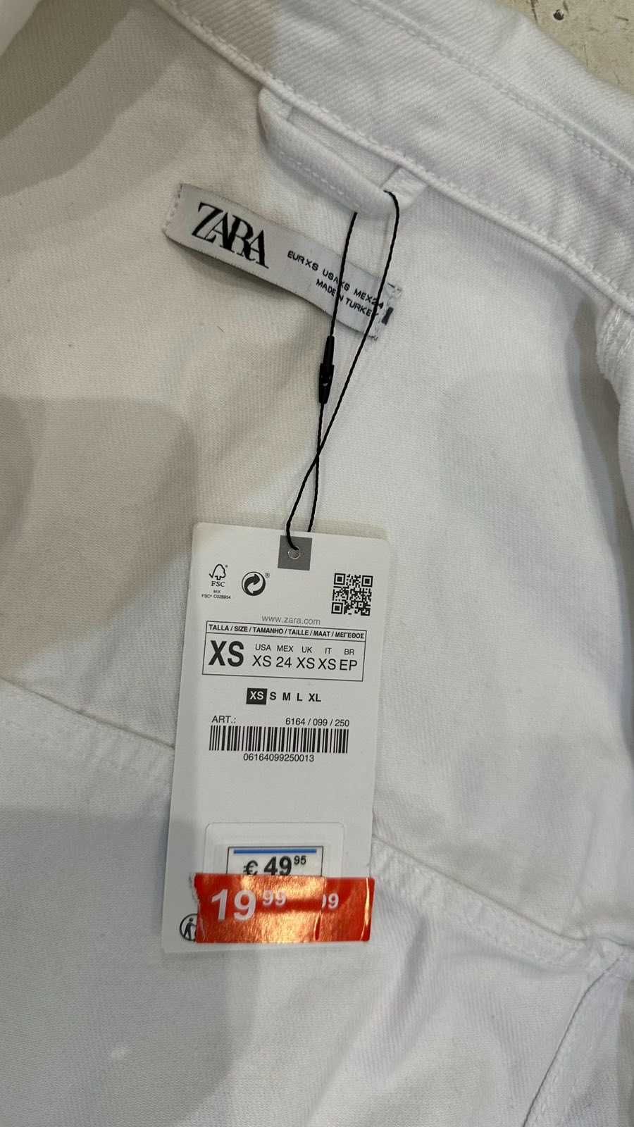 Zara XS літня куртка біла нова