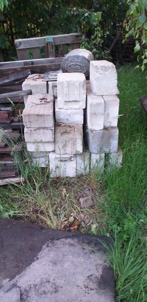 Siporeks cały 59x24x20 I połówki około 20 szt