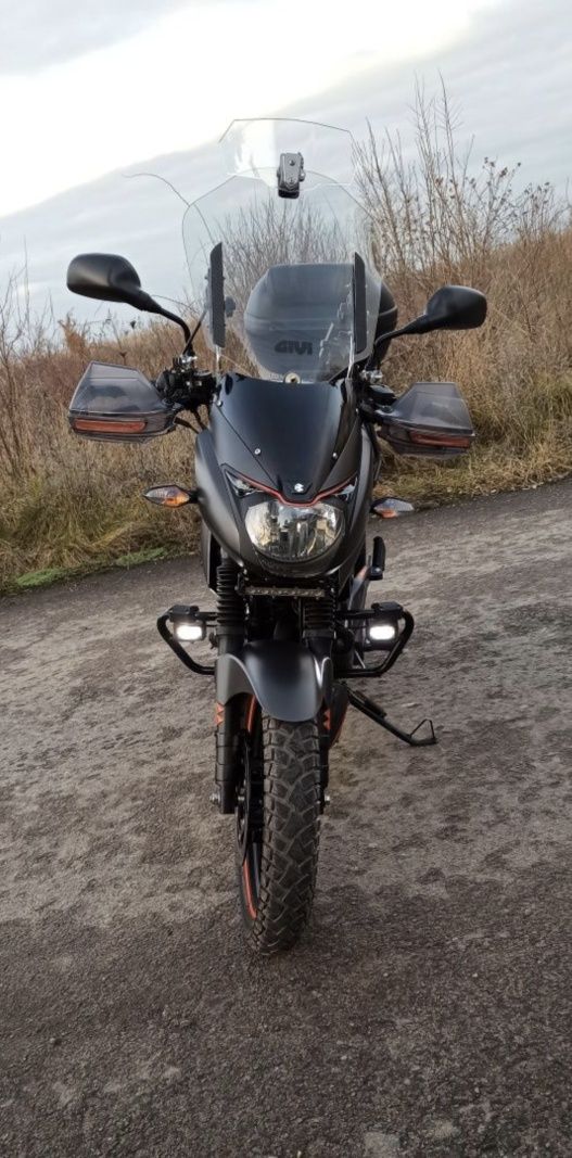 Bajaj pulsar 180