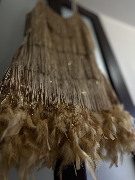 Неймовірне бальне плаття латина